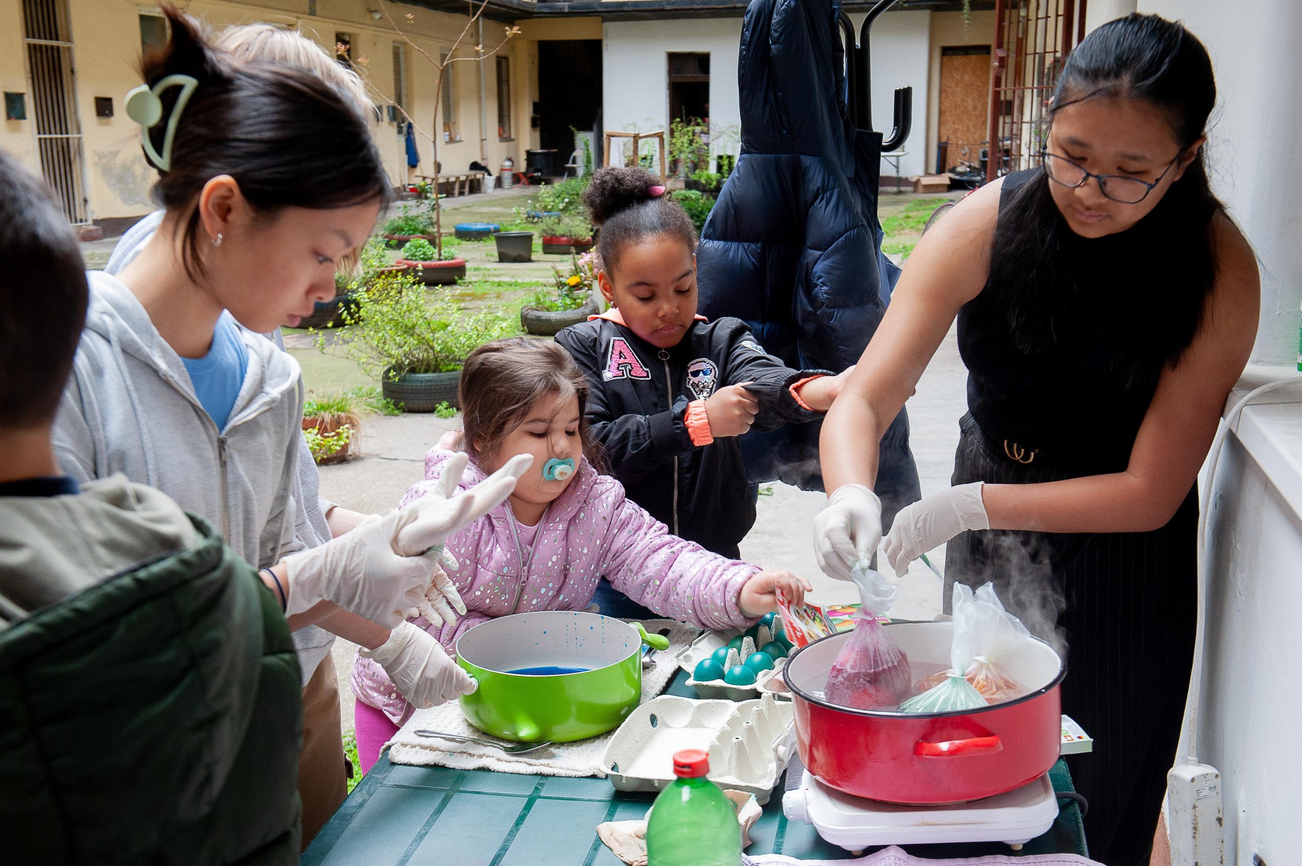 2023 04 01 roma kissebségi önkormányzat húsvéti adományozása brp2635